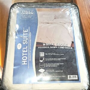 White Goose Feather Down Comforter